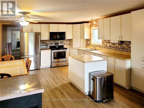 10 - 3265 Front Road, Prescott And Russell, ON - Indoor Photo Showing Kitchen With Double Sink