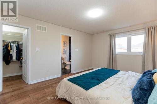 2425 Lazio Lane, Oakville (West Oak Trails), ON - Indoor Photo Showing Bedroom