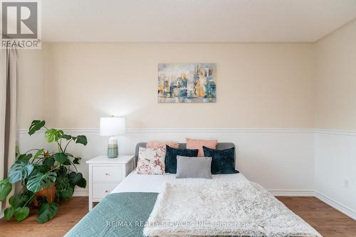 2425 Lazio Lane, Oakville (West Oak Trails), ON - Indoor Photo Showing Bedroom