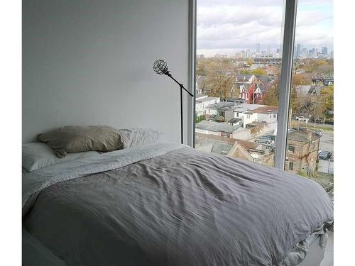 708-20 Gladstone Ave, Toronto, ON - Indoor Photo Showing Bedroom