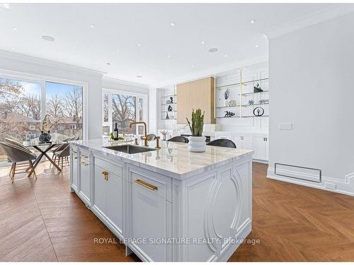 505 Soudan Ave, Toronto, ON - Indoor Photo Showing Kitchen With Upgraded Kitchen