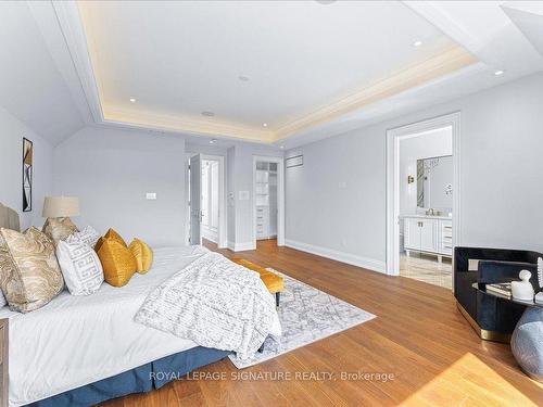 505 Soudan Ave, Toronto, ON - Indoor Photo Showing Bedroom