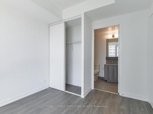 5505-898 Portage Pkwy, Vaughan, ON - Indoor Photo Showing Other Room