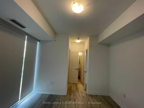 1602-4675 Metcalfe Ave, Mississauga, ON - Indoor Photo Showing Other Room