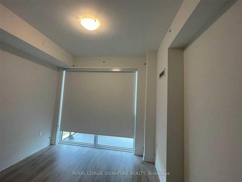 1602-4675 Metcalfe Ave, Mississauga, ON - Indoor Photo Showing Other Room