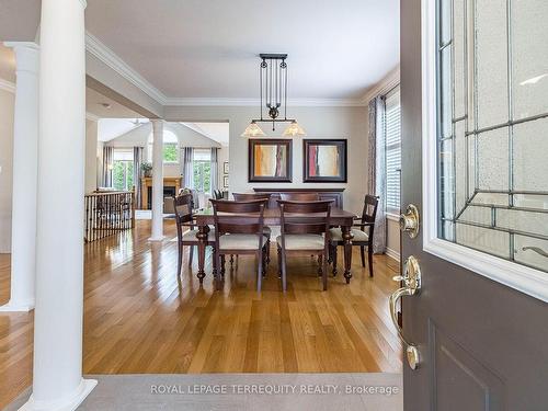 6477 Rivergate Pl, Mississauga, ON - Indoor Photo Showing Dining Room