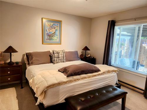 2-6462 Park Drive, Oliver, BC - Indoor Photo Showing Bedroom