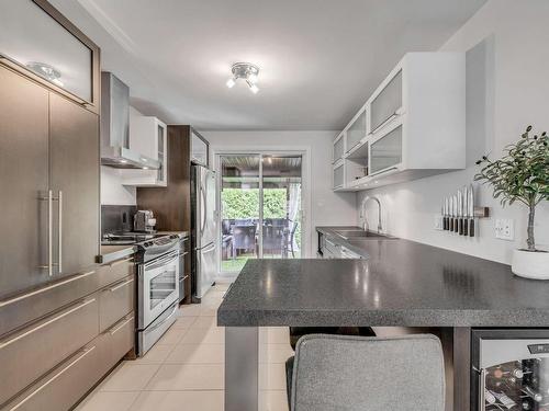 Cuisine - 52 Ch. De La Brunante, Lac-Beauport, QC - Indoor Photo Showing Kitchen With Upgraded Kitchen