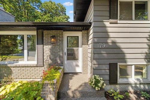 79 Weaver Bay, Winnipeg, MB 