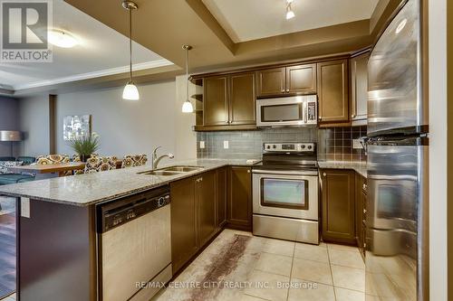 914 - 1030 Coronation Drive, London, ON - Indoor Photo Showing Kitchen With Stainless Steel Kitchen With Double Sink