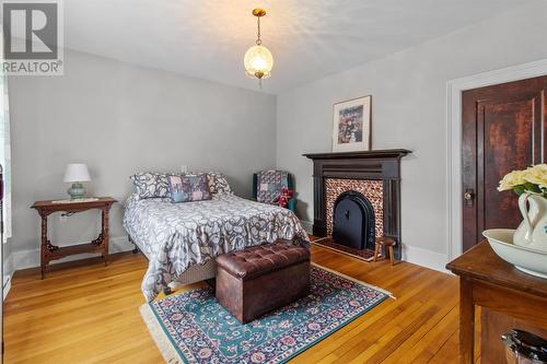 21 Waterford Bridge Road, St.John'S, NL - Indoor Photo Showing Bedroom