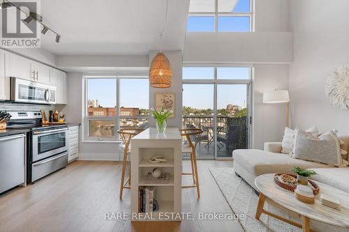 618 - 800 King Street W, Toronto, ON - Indoor Photo Showing Kitchen