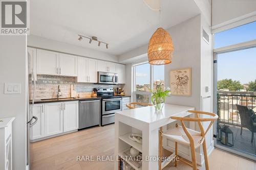 618 - 800 King Street W, Toronto (Niagara), ON - Indoor Photo Showing Kitchen