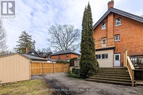 2177 Lakeshore Road, Burlington, ON - Outdoor