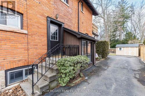 2177 Lakeshore Road, Burlington (Brant), ON - Outdoor With Exterior