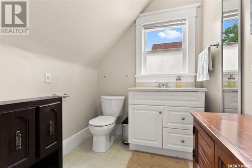 2859 Retallack Street, Regina, SK - Indoor Photo Showing Bathroom