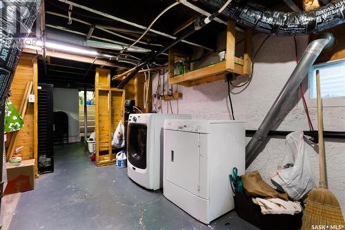 2859 Retallack Street, Regina, SK - Indoor Photo Showing Laundry Room