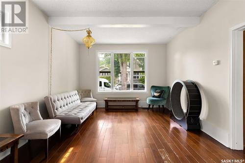 2859 Retallack Street, Regina, SK - Indoor Photo Showing Living Room