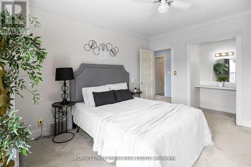 247 Cannon Street E, Hamilton (Landsdale), ON - Indoor Photo Showing Bedroom