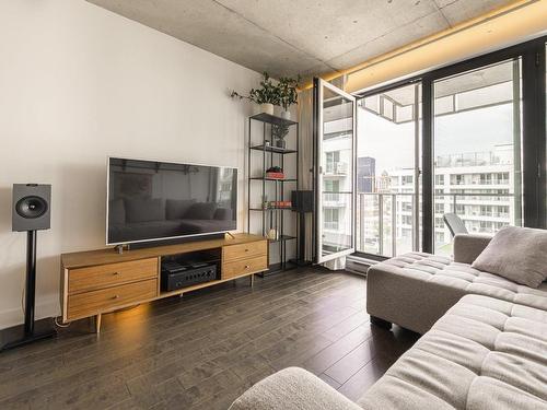 Salon - 1406-738 Rue St-Paul O., Montréal (Ville-Marie), QC - Indoor Photo Showing Living Room