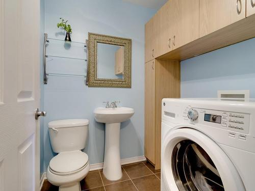 Laundry room - 7455 Rue Lasnier, Brossard, QC - Indoor Photo Showing Laundry Room