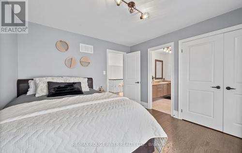 21 Verdi Road, Richmond Hill (Oak Ridges), ON - Indoor Photo Showing Bedroom