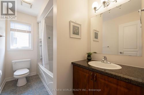 15 Pitney Avenue, Richmond Hill, ON - Indoor Photo Showing Bathroom