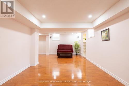 15 Pitney Avenue, Richmond Hill (Jefferson), ON - Indoor Photo Showing Other Room