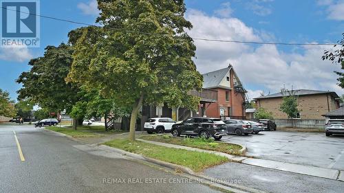 281 Main Street N, Brampton, ON - Outdoor