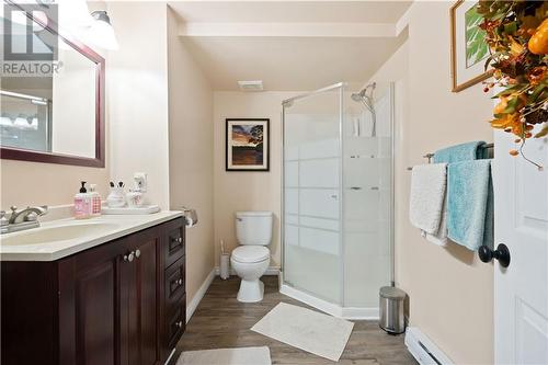 524 Blossom Park Drive, Cornwall, ON - Indoor Photo Showing Bathroom