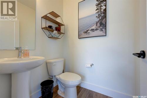 159 Rosewood Boulevard E, Saskatoon, SK - Indoor Photo Showing Bathroom