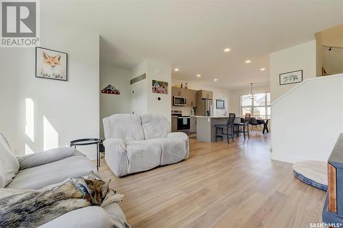 159 Rosewood Boulevard E, Saskatoon, SK - Indoor Photo Showing Living Room