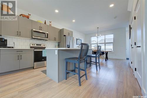 159 Rosewood Boulevard E, Saskatoon, SK - Indoor Photo Showing Kitchen With Stainless Steel Kitchen With Upgraded Kitchen