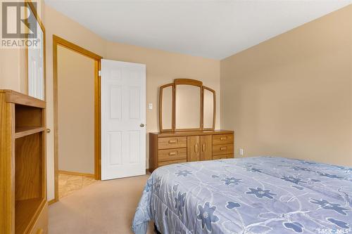 815 Bluebird Crescent, Regina, SK - Indoor Photo Showing Bedroom