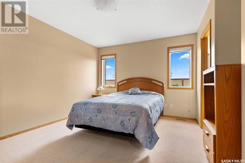 815 Bluebird Crescent, Regina, SK - Indoor Photo Showing Bedroom