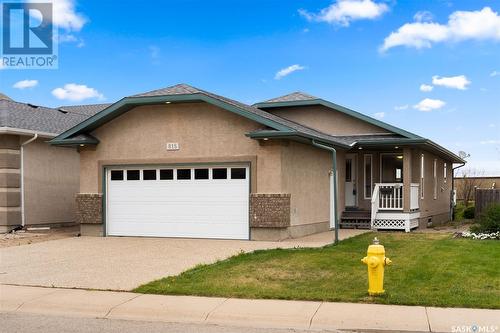 815 Bluebird Crescent, Regina, SK - Outdoor