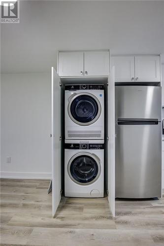 363 Mcneill Boulevard, Sudbury, ON - Indoor Photo Showing Laundry Room