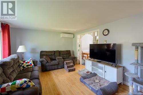 199 Mark Drive, Saint John, NB - Indoor Photo Showing Living Room