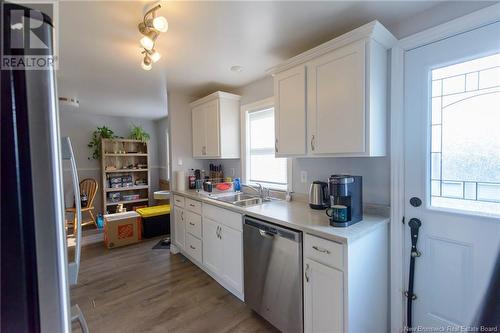 199 Mark Drive, Saint John, NB - Indoor Photo Showing Kitchen With Double Sink