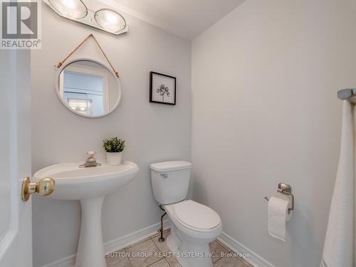 124 Essex Point Drive, Cambridge, ON - Indoor Photo Showing Bathroom