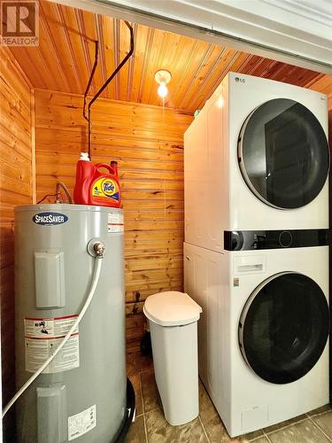 8 Hawkins Street, Grand Bank, NL - Indoor Photo Showing Laundry Room