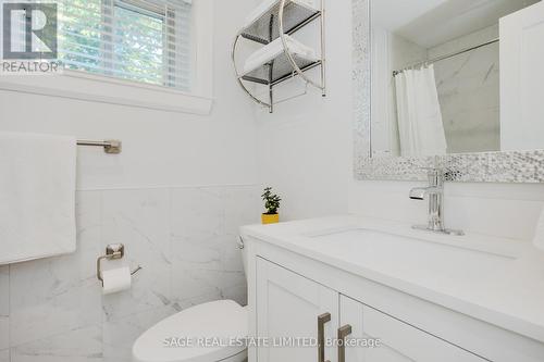 2 Carrington Avenue, Toronto (Caledonia-Fairbank), ON - Indoor Photo Showing Bathroom