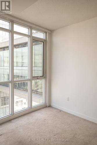 3303 - 21 Iceboat Terrace, Toronto (Waterfront Communities), ON - Indoor Photo Showing Other Room