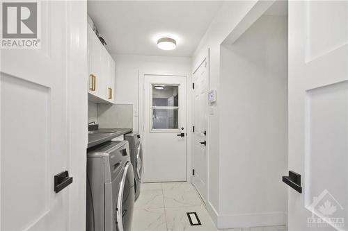 3056 Uplands Drive, Ottawa, ON - Indoor Photo Showing Laundry Room