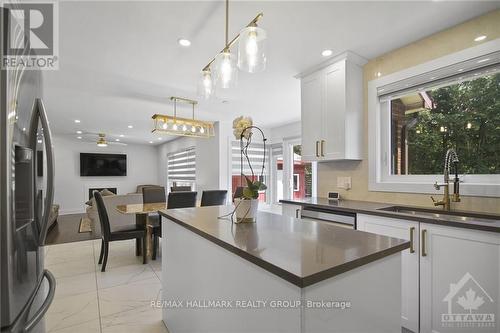 3056 Uplands Drive, Ottawa, ON - Indoor Photo Showing Kitchen