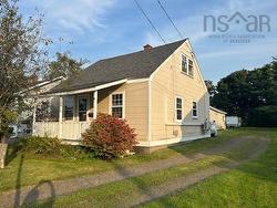 10 Winston Avenue  Amherst, NS B4H 1K5