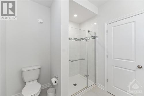 219 Pingwi Place, Ottawa, ON - Indoor Photo Showing Bathroom