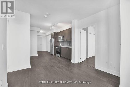 2518 - 2550 Simcoe Street N, Oshawa, ON - Indoor Photo Showing Kitchen