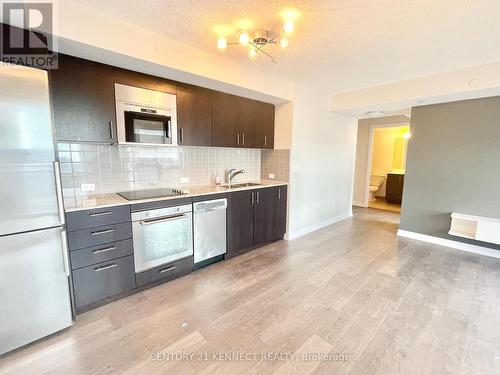 1703 - 255 Village Green Square, Toronto, ON - Indoor Photo Showing Kitchen