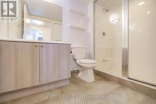 913E - 8110 Birchmount Road, Markham (Unionville), ON - Indoor Photo Showing Bathroom